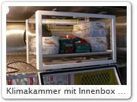 Klimakammer mit Innenbox fr spezielle Luftfeuchte, Detail
Ein Fhler ES berwacht und dokumentiert die Temperatur und Feuchte in einer Klimakammer mit Innenbox, Detail
